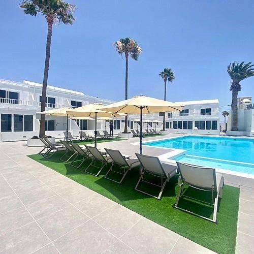 Puerto Del Carmen Airconditioned 2Bed Poolside Apt Exteriör bild